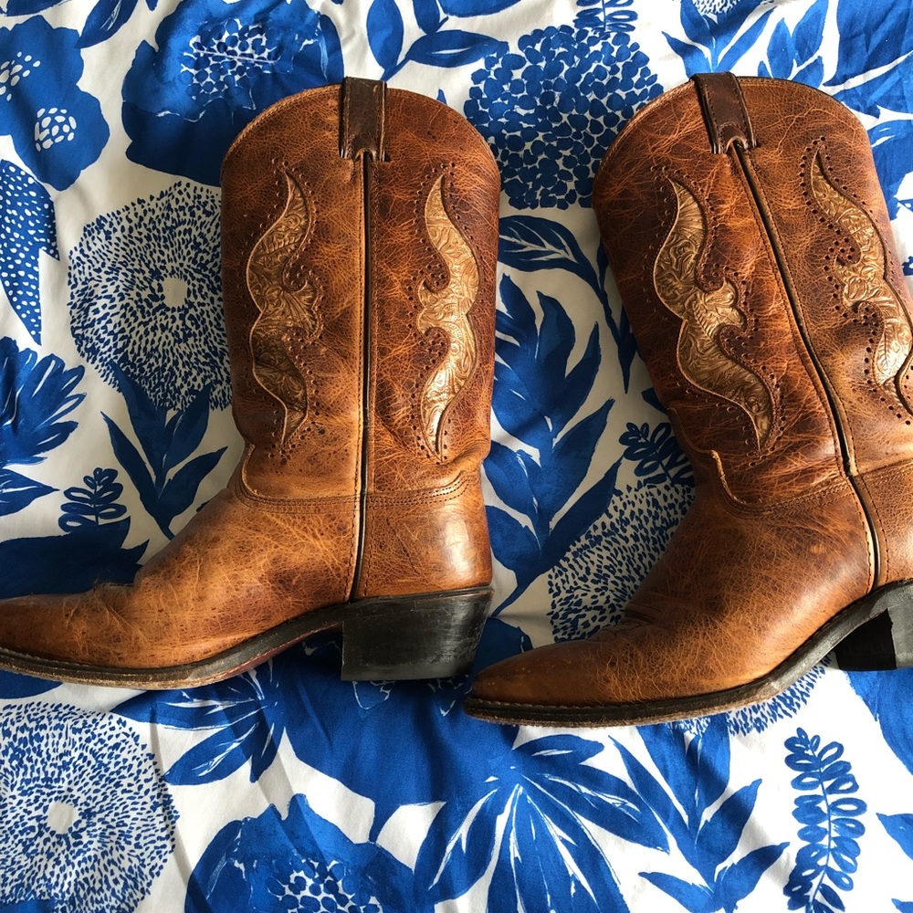 Nice almost new boots